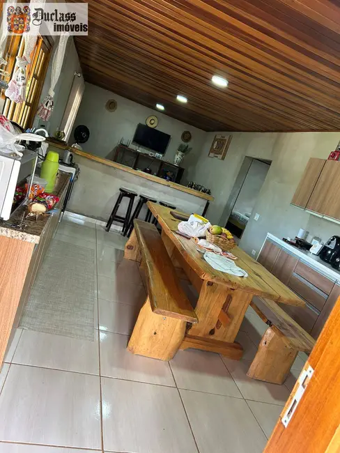 Foto 4 de Chácara com 3 quartos à venda, 230m2 em Camanducaia - MG