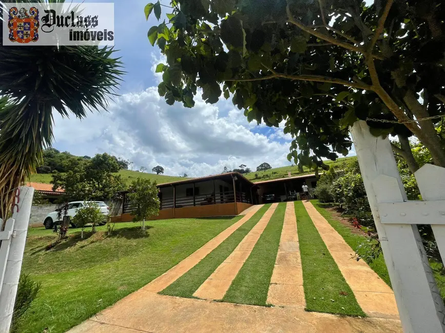 Foto 9 de Chácara com 3 quartos à venda, 230m2 em Camanducaia - MG