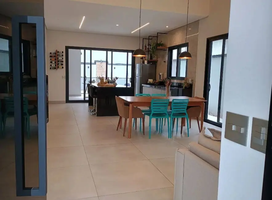 Foto 3 de Casa com 3 quartos à venda, 168m2 em Itupeva - SP