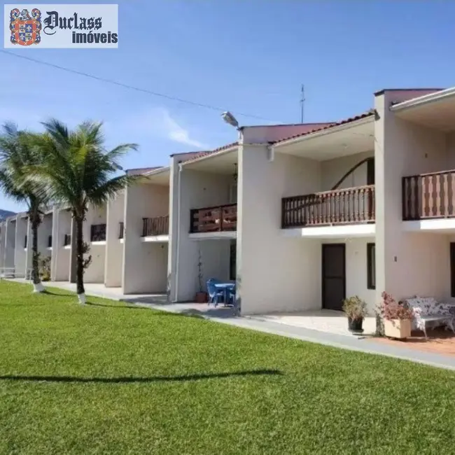 Foto 2 de Sobrado com 2 quartos à venda, 92m2 em Vila Atlântica, Caraguatatuba - SP