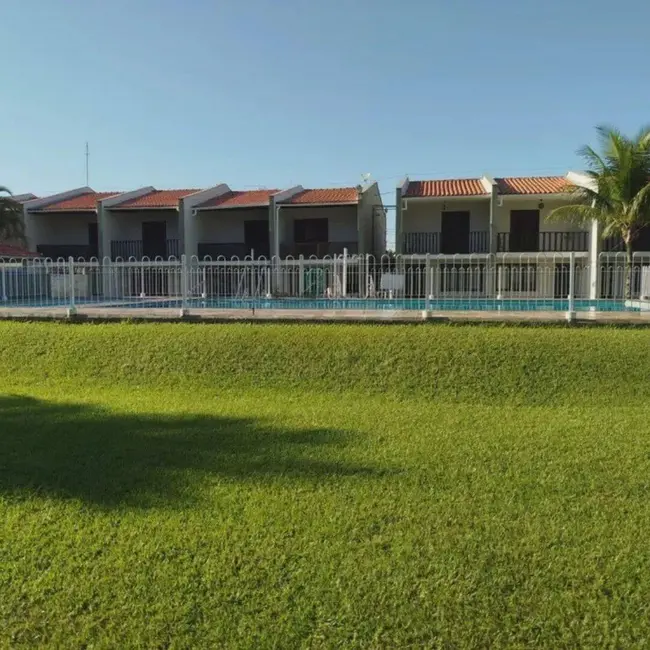 Foto 1 de Sobrado com 2 quartos à venda, 92m2 em Martim de Sá, Caraguatatuba - SP