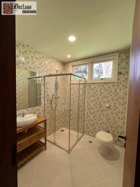 Foto 3 de Casa com 3 quartos à venda, 185m2 em Camanducaia - MG