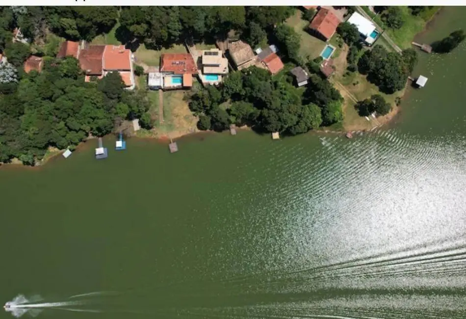 Foto 1 de Chácara com 3 quartos à venda, 180m2 em Joanopolis - SP