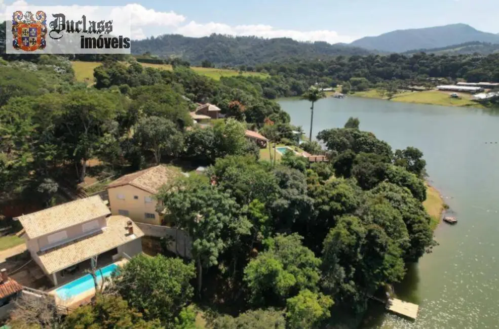 Chácara com 3 quartos à venda, 180m2 em Joanopolis - SP - imagem 5 Foto 5 de Chácara com 3 quartos à venda, 180m2 em Joanopolis - SP