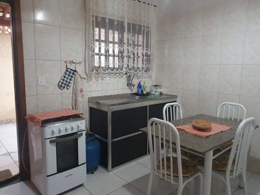 Foto 4 de Sobrado com 2 quartos à venda, 70m2 em Pontal de Santa Marina, Caraguatatuba - SP