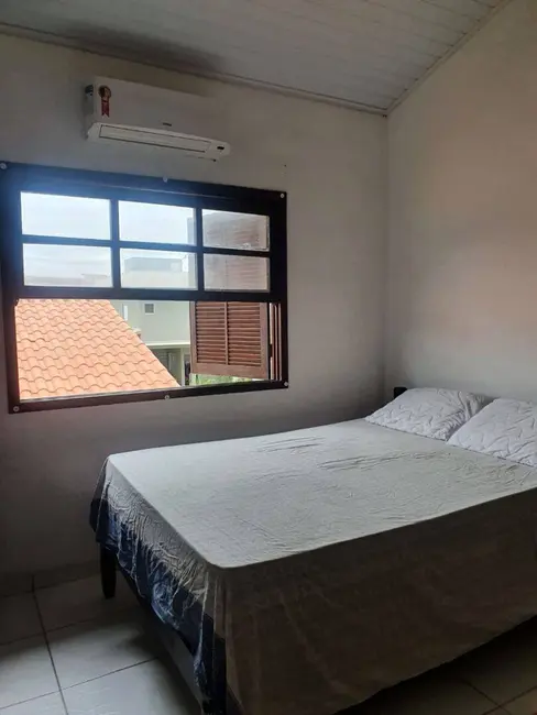 Foto 9 de Sobrado com 2 quartos à venda, 70m2 em Pontal de Santa Marina, Caraguatatuba - SP
