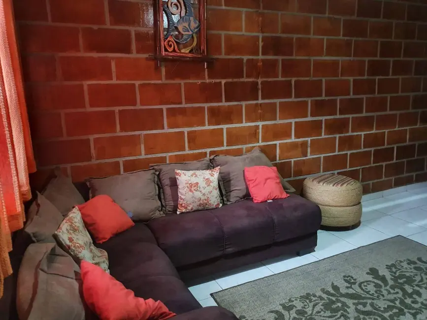 Foto 3 de Sobrado com 2 quartos à venda, 70m2 em Pontal de Santa Marina, Caraguatatuba - SP