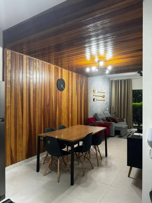Foto 3 de Sobrado com 2 quartos à venda, 90m2 em Pontal de Santa Marina, Caraguatatuba - SP