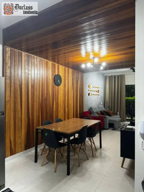 Sobrado com 2 quartos à venda, 90m2 em Pontal de Santa Marina, Caraguatatuba - SP - imagem 3 Foto 3 de Sobrado com 2 quartos à venda, 90m2 em Pontal de Santa Marina, Caraguatatuba - SP