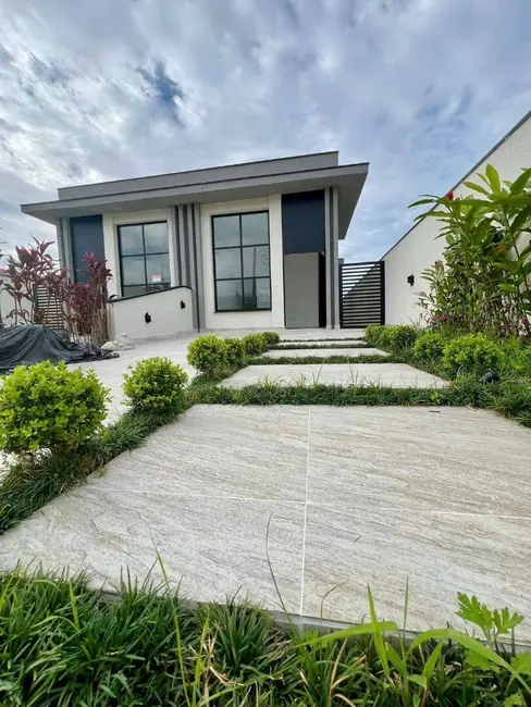 Foto 1 de Casa com 3 quartos à venda, 144m2 em Bertioga - SP