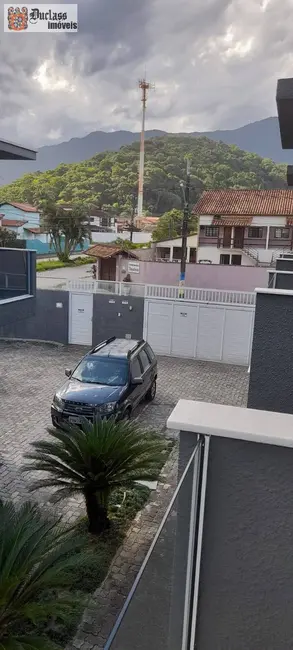 Foto 2 de Sobrado com 3 quartos à venda, 120m2 em Massaguaçu, Caraguatatuba - SP