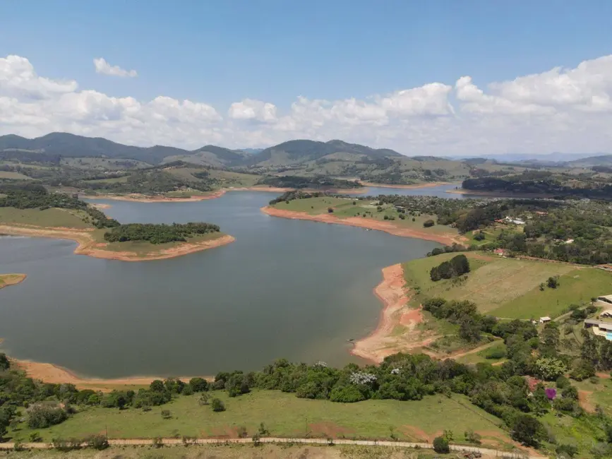 Foto 1 de Terreno / Lote à venda, 5242m2 em Centro, Joanopolis - SP