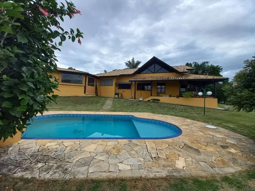 Chácara com 3 quartos à venda, 280m2 em Condomínio Residencial Vila Rica, Braganca Paulista - SP - imagem 8 Foto 8 de Chácara com 3 quartos à venda, 280m2 em Condomínio Residencial Vila Rica, Braganca Paulista - SP