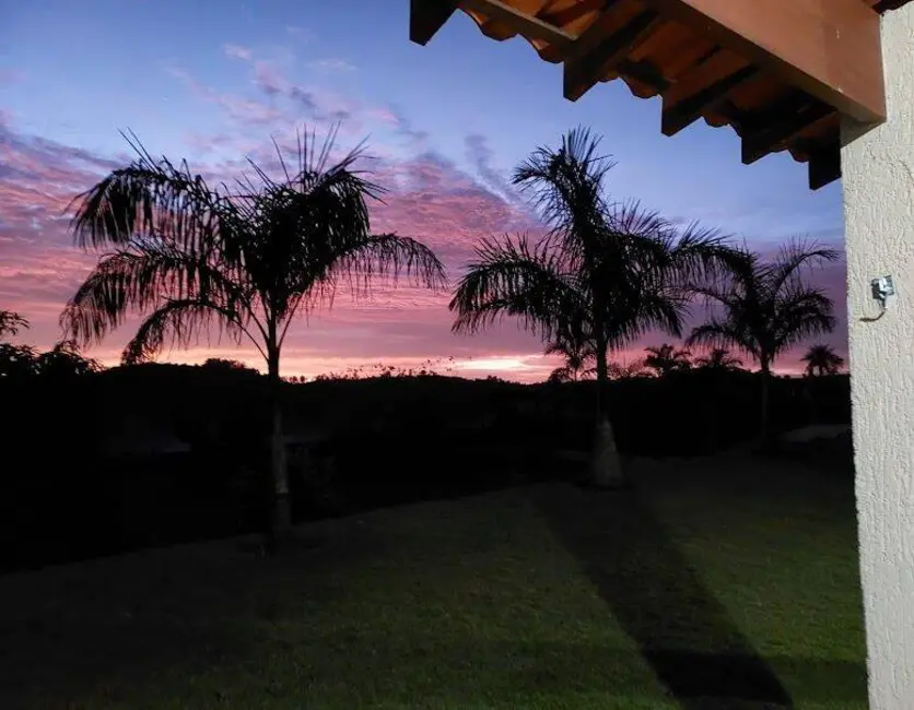 Foto 2 de Chácara com 2 quartos à venda, 4000m2 em Jarinu - SP