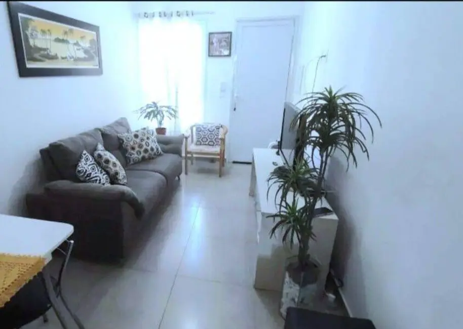 Foto 2 de Casa com 2 quartos à venda, 55m2 em Atibaia - SP