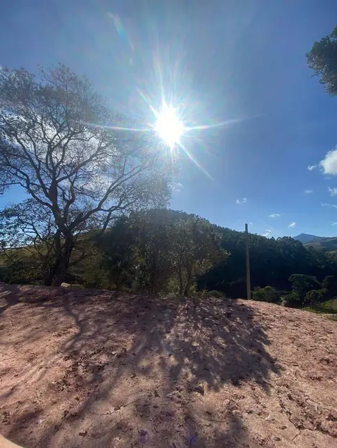 Foto 2 de Terreno / Lote à venda, 2958m2 em Camanducaia - MG