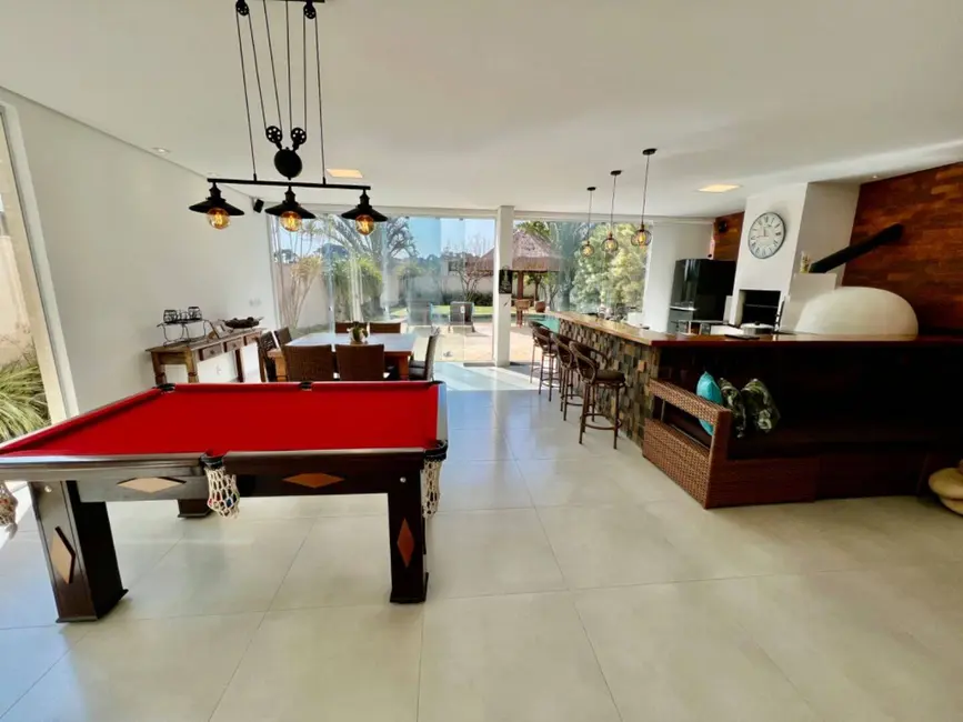 Foto 8 de Casa com 4 quartos à venda, 380m2 em Jardim do Golf I, Jandira - SP
