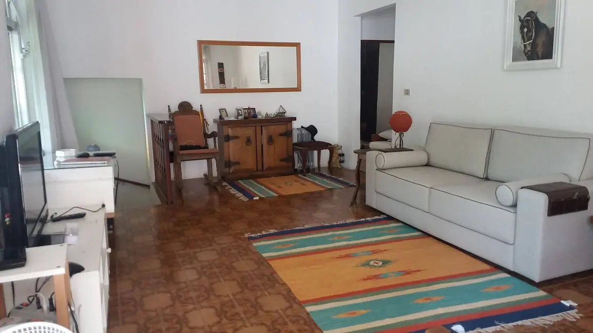 Chácara com 2 quartos à venda, 226m2 em Mairipora - SP - imagem 5 Foto 5 de Chácara com 2 quartos à venda, 226m2 em Mairipora - SP