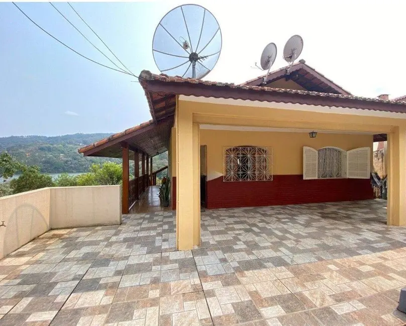 Chácara com 2 quartos à venda, 226m2 em Mairipora - SP - imagem 1 Foto 1 de Chácara com 2 quartos à venda, 226m2 em Mairipora - SP