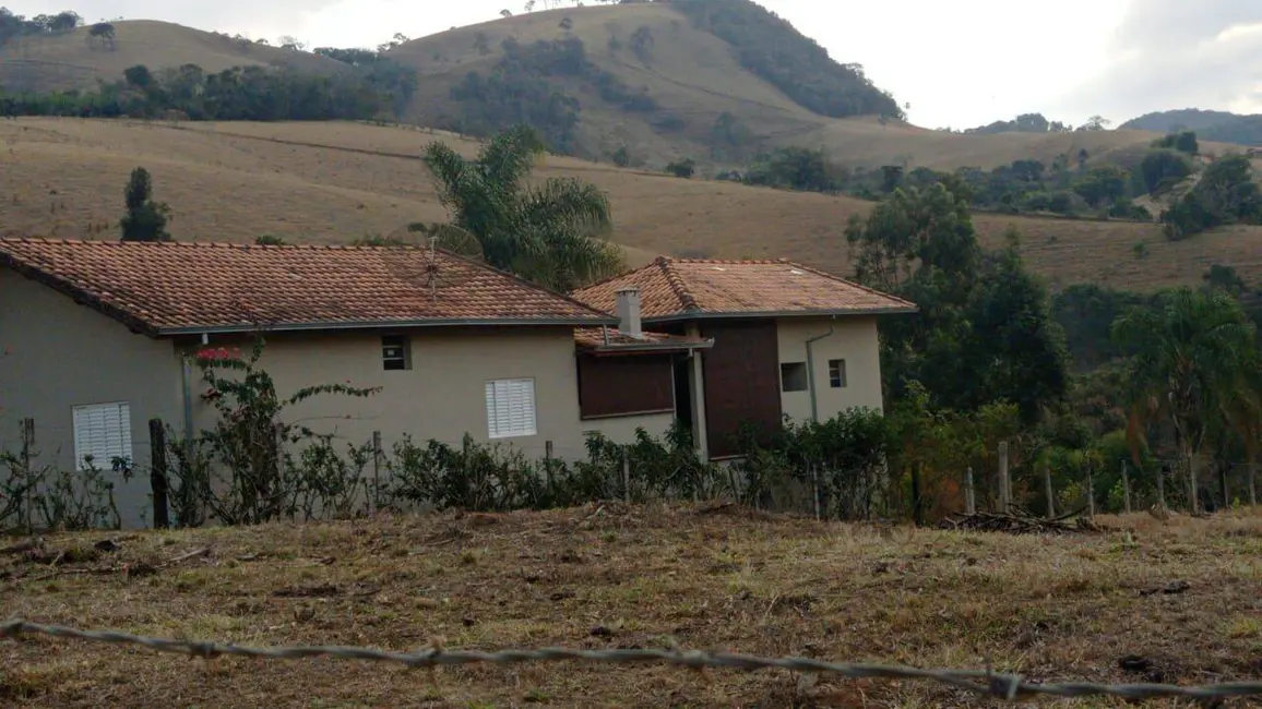 Foto 3 de Chácara com 3 quartos à venda, 5000m2 em Cambui - MG