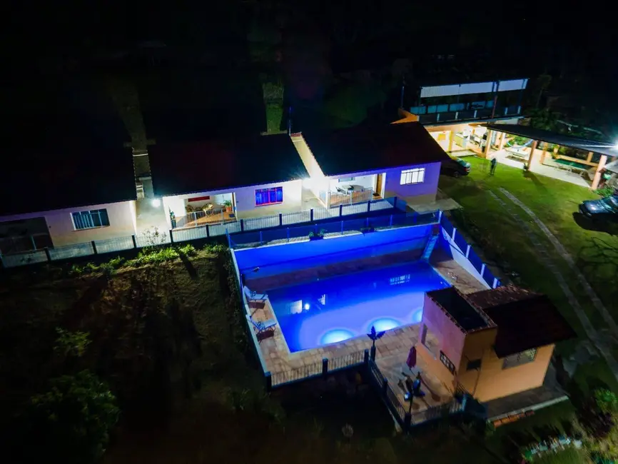 Foto 7 de Chácara com 8 quartos à venda, 400m2 em Extrema - MG