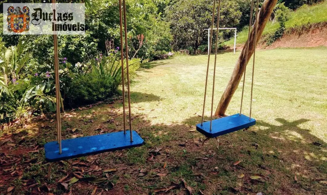 Chácara com 8 quartos à venda, 400m2 em Extrema - MG - imagem 4 Foto 4 de Chácara com 8 quartos à venda, 400m2 em Extrema - MG