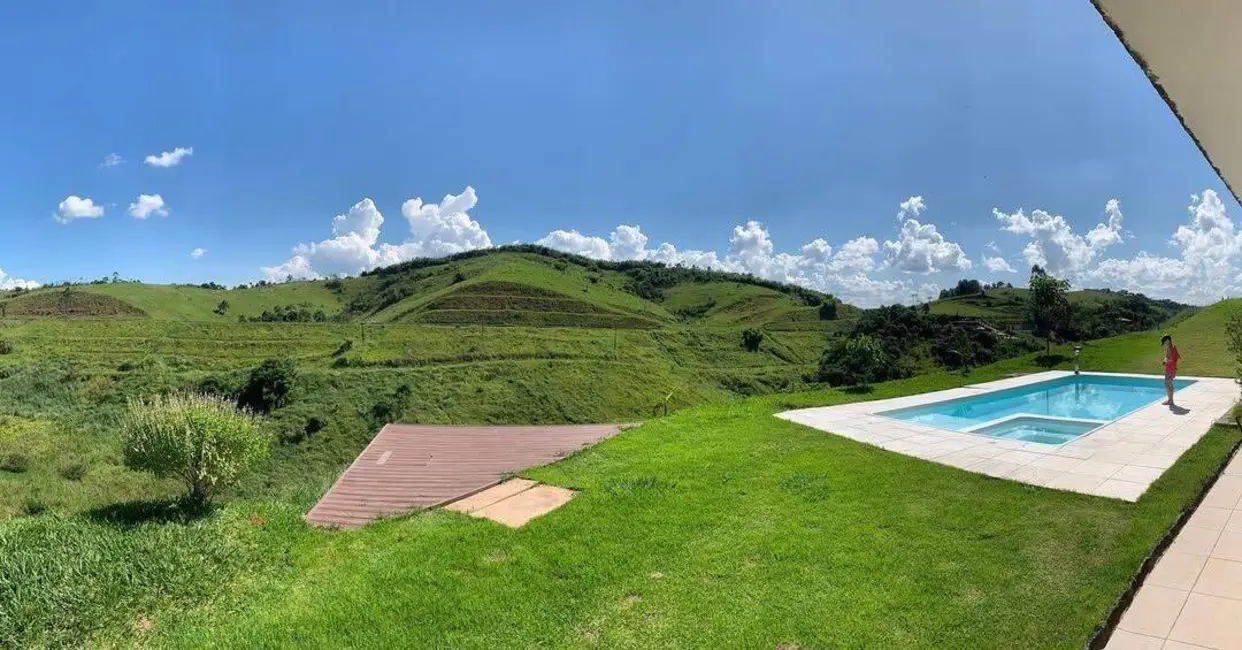 Foto 3 de Casa com 8 quartos à venda, 400m2 em Igarata - SP