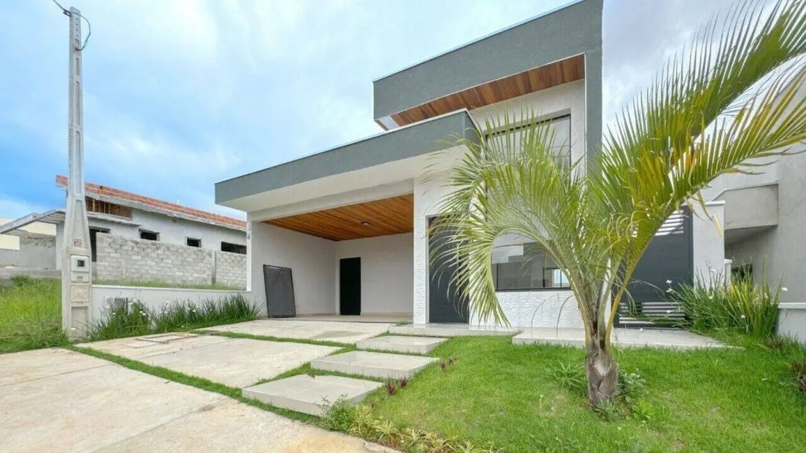 Foto 2 de Casa com 3 quartos à venda, 135m2 em Cacapava - SP