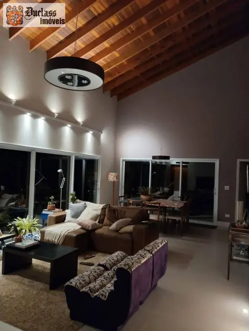 Casa com 3 quartos à venda, 212m2 em Condomínio Parque das Garças I, Atibaia - SP - imagem 8 Foto 8 de Casa com 3 quartos à venda, 212m2 em Condomínio Parque das Garças I, Atibaia - SP