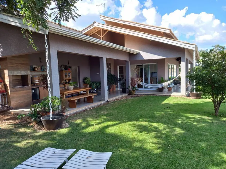 Foto 1 de Casa com 3 quartos à venda, 212m2 em Condomínio Parque das Garças I, Atibaia - SP