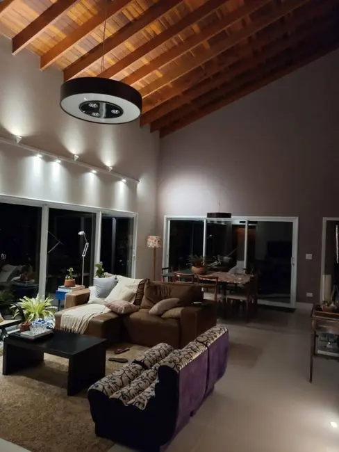 Foto 8 de Casa com 3 quartos à venda, 212m2 em Condomínio Parque das Garças I, Atibaia - SP