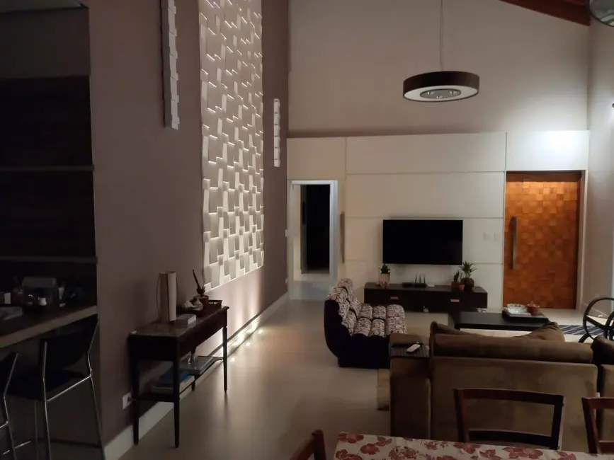 Foto 9 de Casa com 3 quartos à venda, 212m2 em Condomínio Parque das Garças I, Atibaia - SP