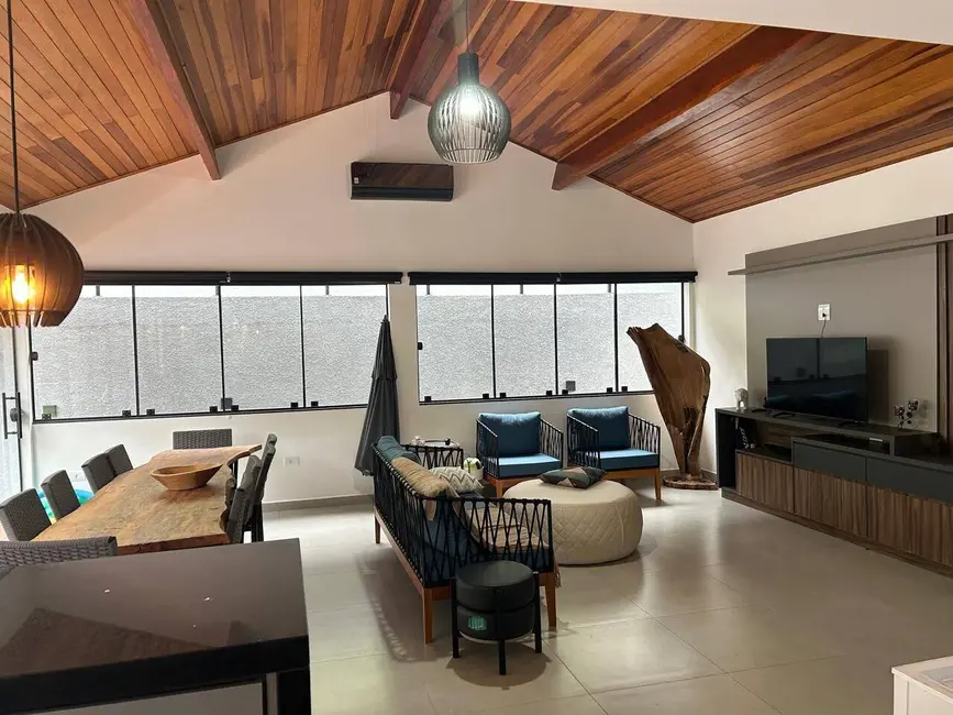 Foto 5 de Casa com 3 quartos à venda, 800m2 em Atibaia - SP