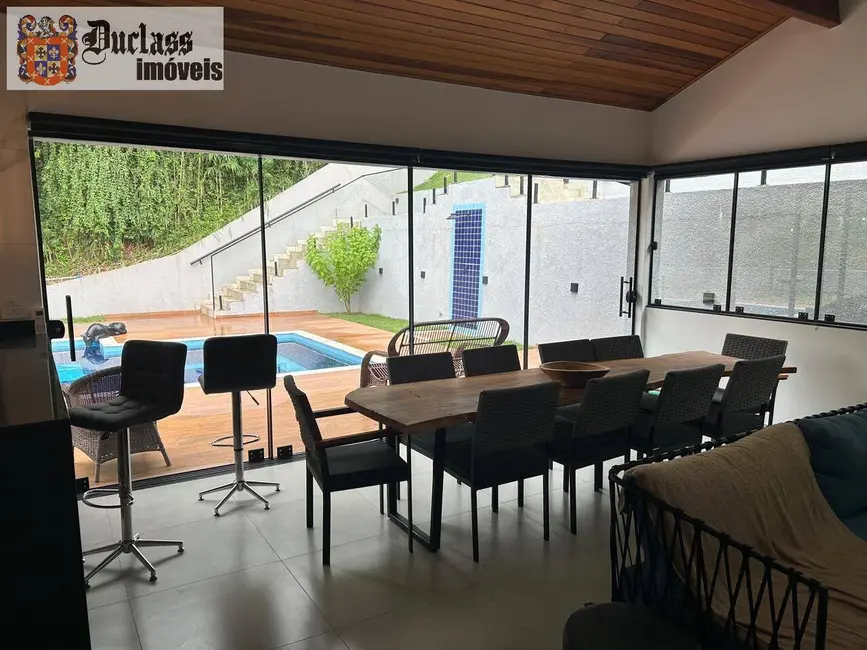 Foto 6 de Casa com 3 quartos à venda, 800m2 em Atibaia - SP