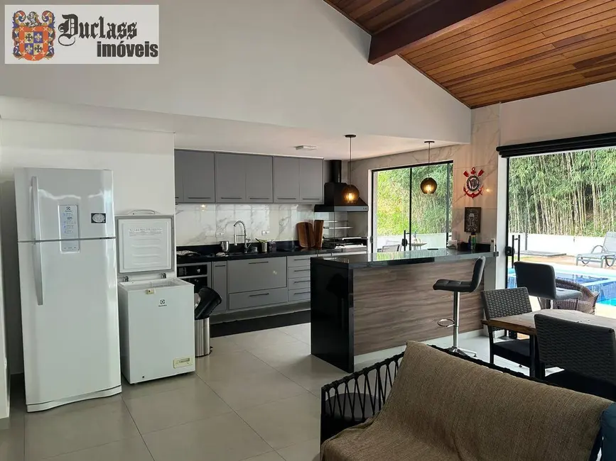 Foto 8 de Casa com 3 quartos à venda, 800m2 em Atibaia - SP