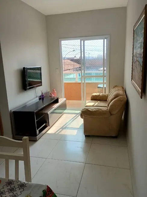 Foto 4 de Casa com 1 quarto à venda, 54m2 em Maracanã, Praia Grande - SP