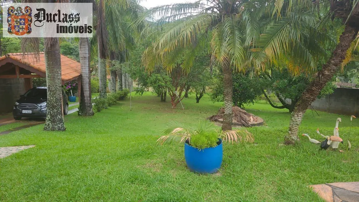 Chácara com 3 quartos à venda, 400m2 em Recanto dos Pássaros, Itatiba - SP - imagem 8 Foto 8 de Chácara com 3 quartos à venda, 400m2 em Recanto dos Pássaros, Itatiba - SP
