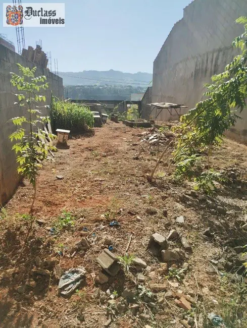 Foto 1 de Terreno / Lote à venda, 150m2 em Extrema - MG