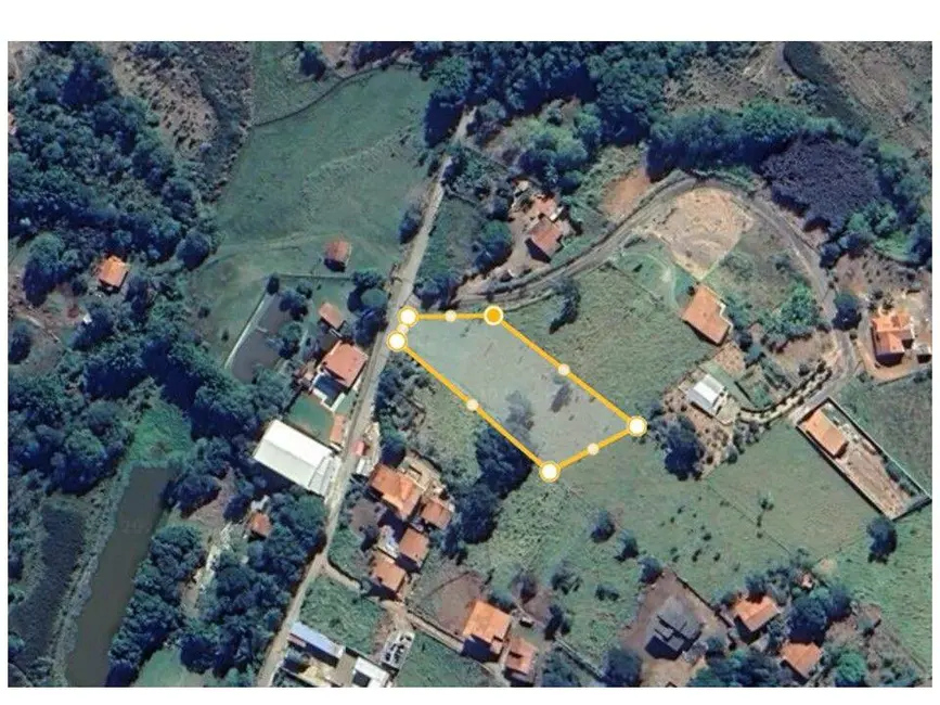 Terreno / Lote à venda, 3030m2 em Vargem - SP - imagem 4 Foto 4 de Terreno / Lote à venda, 3030m2 em Vargem - SP