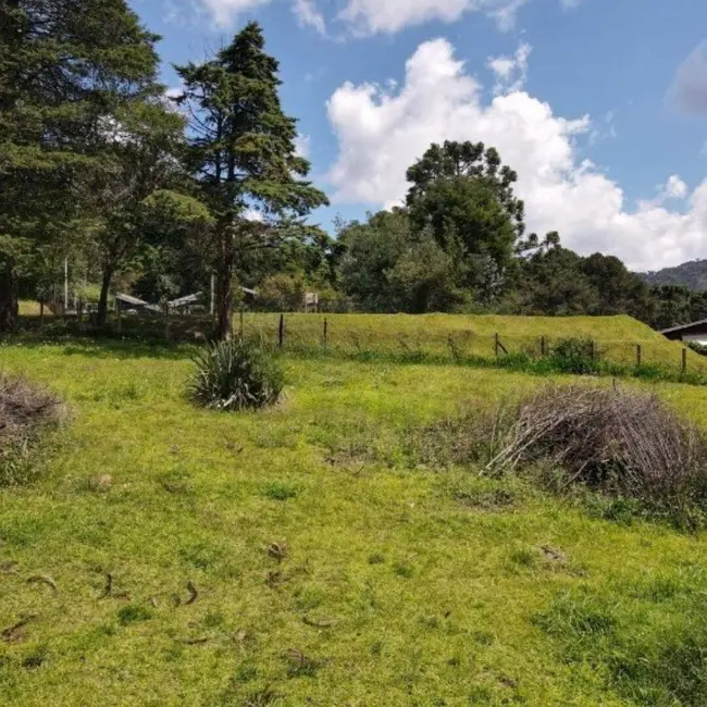 Foto 3 de Terreno / Lote à venda, 1330m2 em Campos Do Jordao - SP