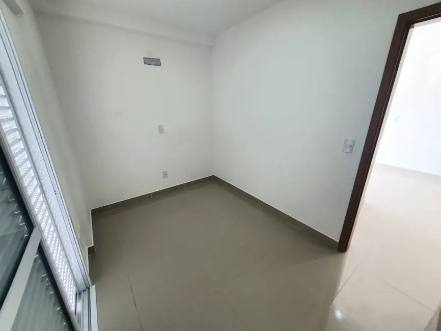 Foto 4 de Apartamento com 2 quartos à venda, 54m2 em Embaré, Santos - SP