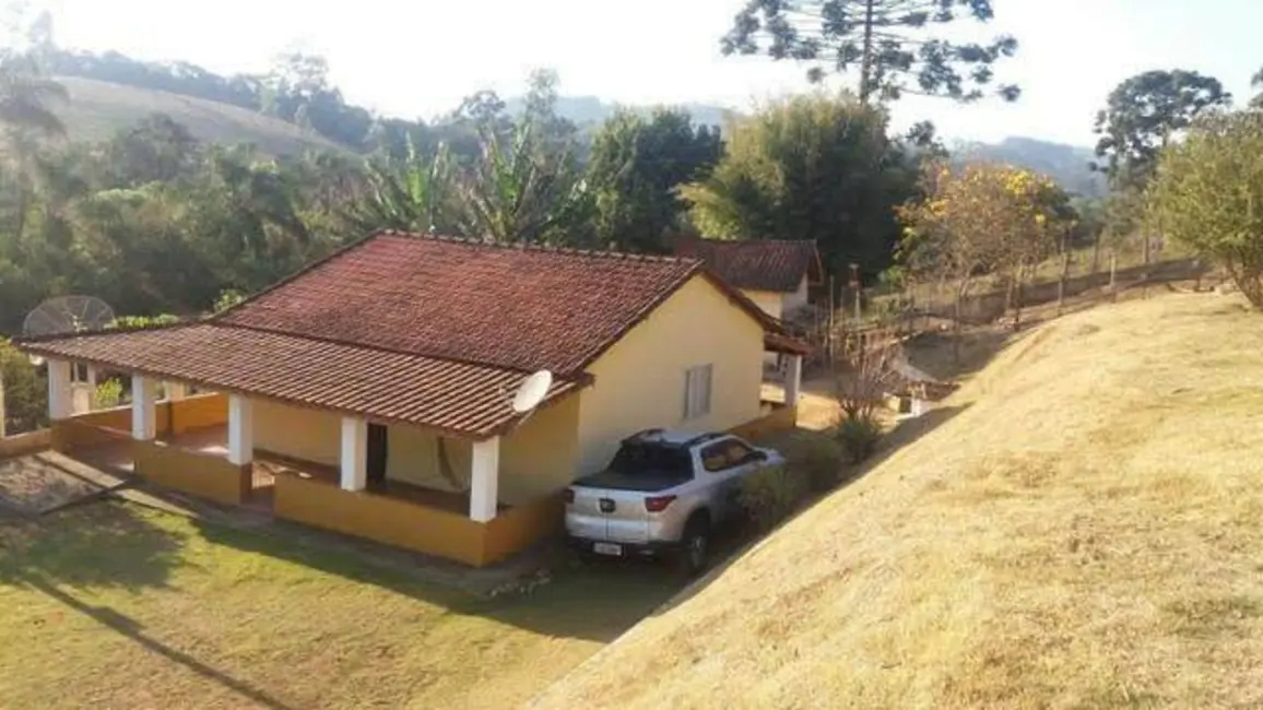 Foto 3 de Chácara com 6 quartos à venda, 560m2 em Pedra Bela - SP