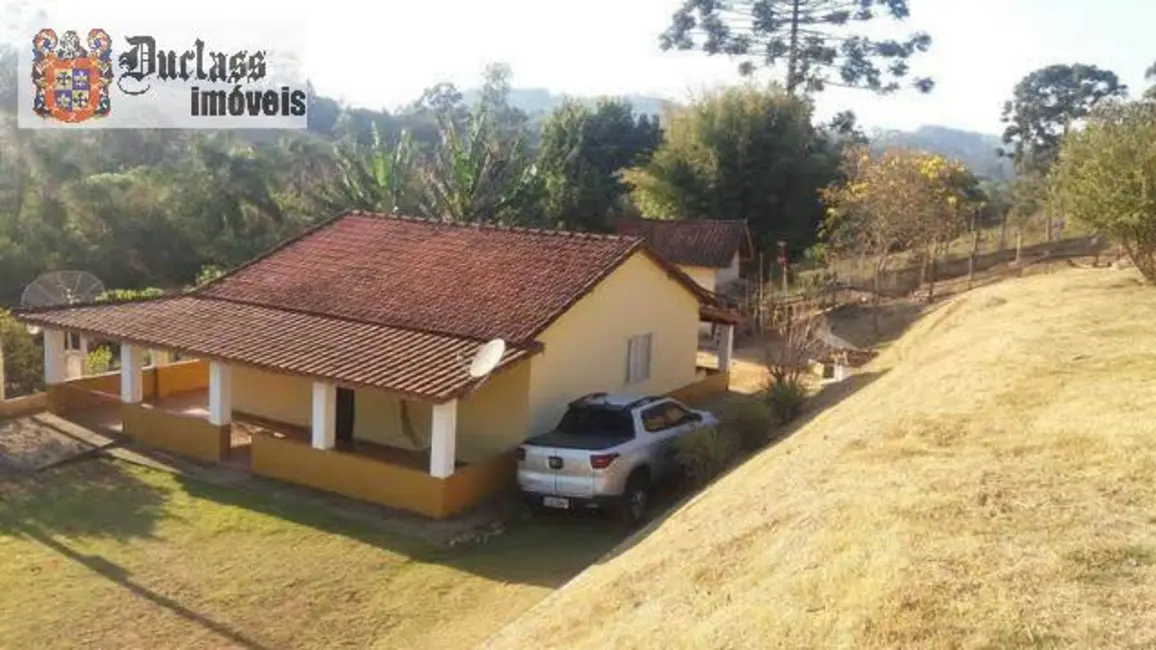 Foto 1 de Chácara com 6 quartos à venda, 560m2 em Pedra Bela - SP