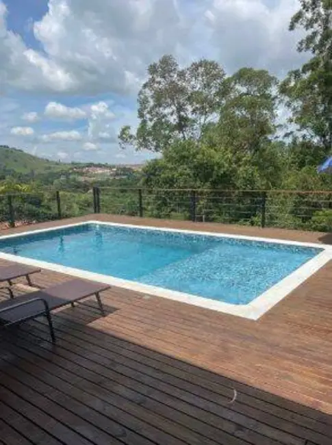 Chácara com 3 quartos à venda, 151m2 em Centro, Pinhalzinho - SP - imagem 4 Foto 4 de Chácara com 3 quartos à venda, 151m2 em Centro, Pinhalzinho - SP