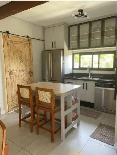 Chácara com 3 quartos à venda, 151m2 em Centro, Pinhalzinho - SP - imagem 3 Foto 3 de Chácara com 3 quartos à venda, 151m2 em Centro, Pinhalzinho - SP