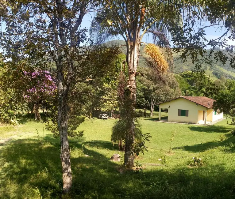 Foto 2 de Chácara com 2 quartos à venda, 98m2 em Extrema - MG