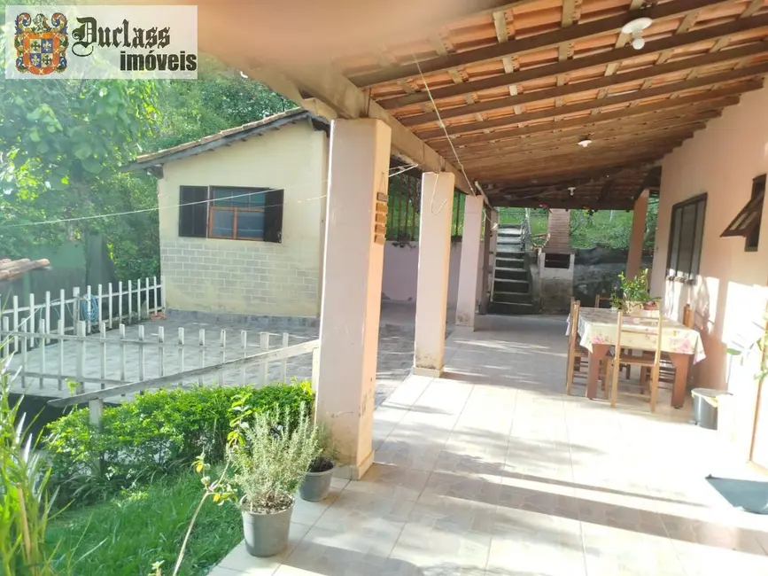 Chácara com 3 quartos à venda, 200m2 em Extrema - MG - imagem 5 Foto 5 de Chácara com 3 quartos à venda, 200m2 em Extrema - MG