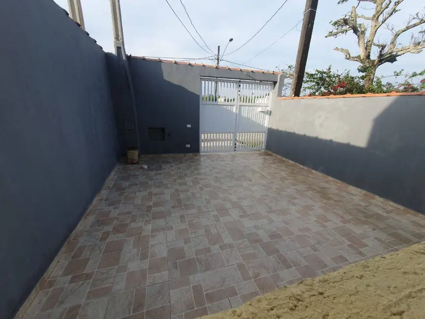 Foto 6 de Casa com 2 quartos à venda, 160m2 em Itanhaem - SP