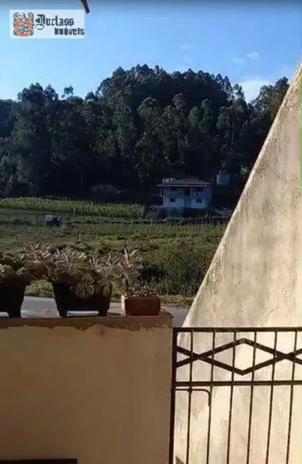 Casa com 4 quartos à venda, 240m2 em Pedra Bela - SP - imagem 5 Foto 5 de Casa com 4 quartos à venda, 240m2 em Pedra Bela - SP
