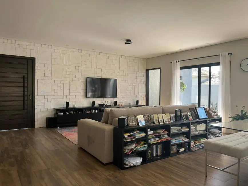 Foto 4 de Chácara com 4 quartos à venda, 250m2 em Estância Santa Maria do Portão, Atibaia - SP